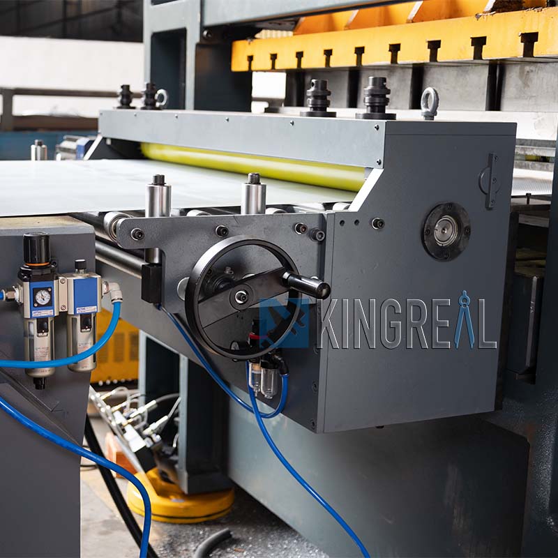 metal hole punching machine